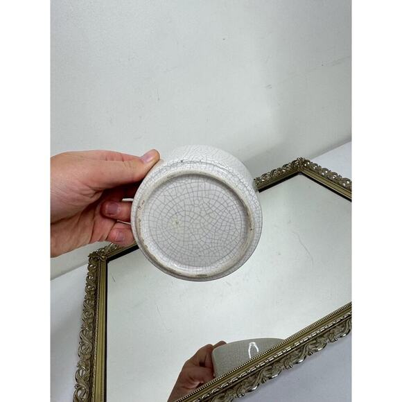 Antique Crackle Ceramic lidded Dish with Rose Floral Design - Picture 6 of 9